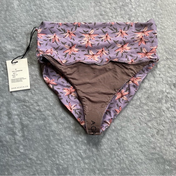 Acacia echo bottoms in lily petite - Picture 3 of 5